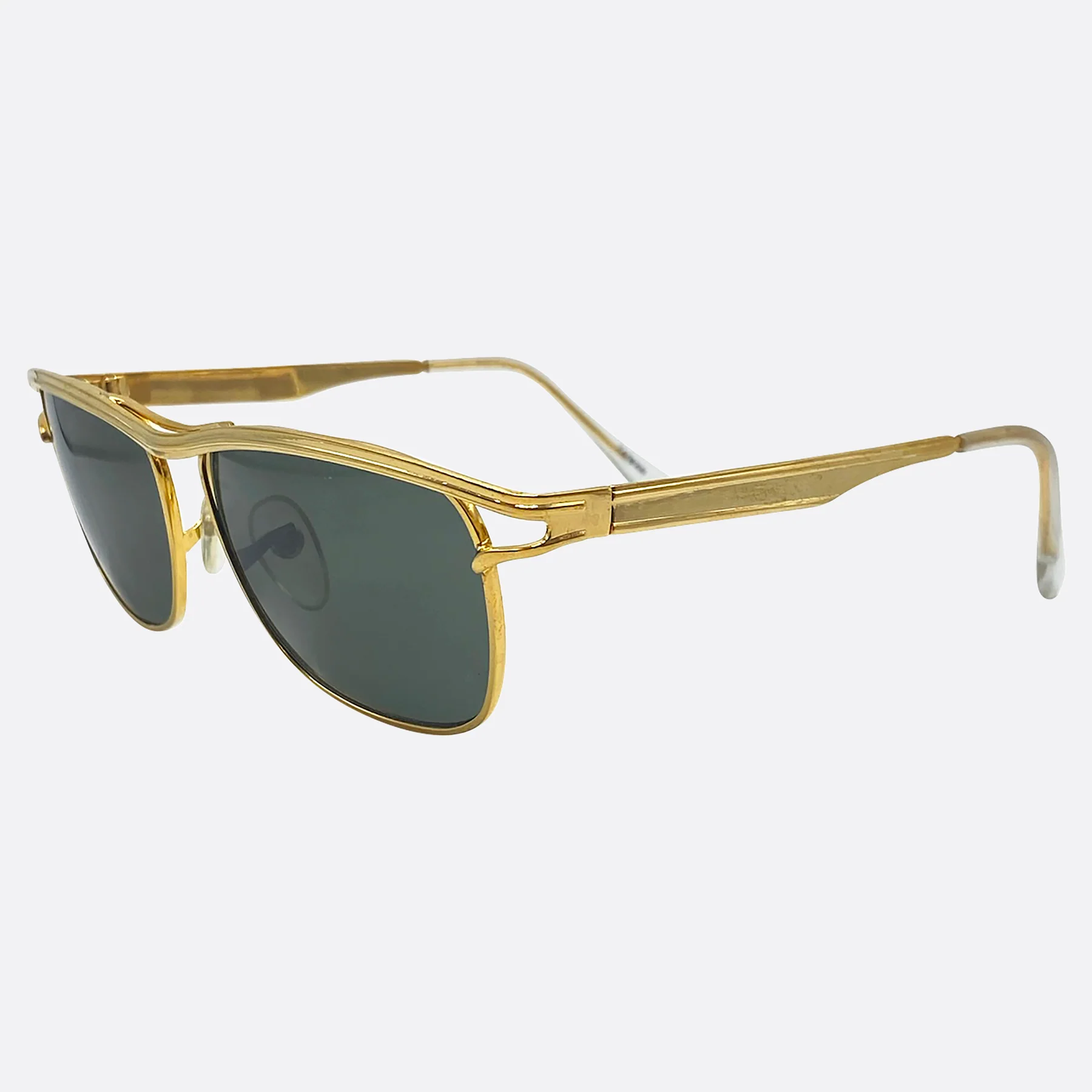 Stylish Ventures Your Ultimate Eyewear for Every Adventure