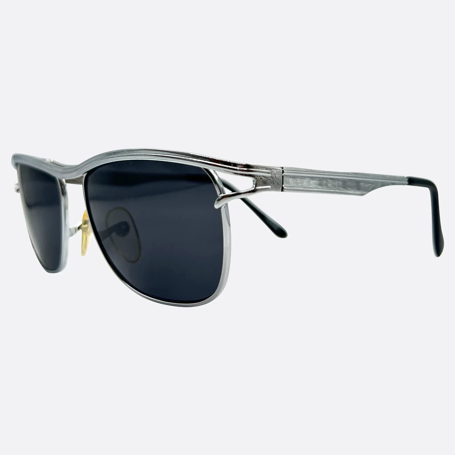 Stylish Ventures Your Ultimate Eyewear for Every Adventure