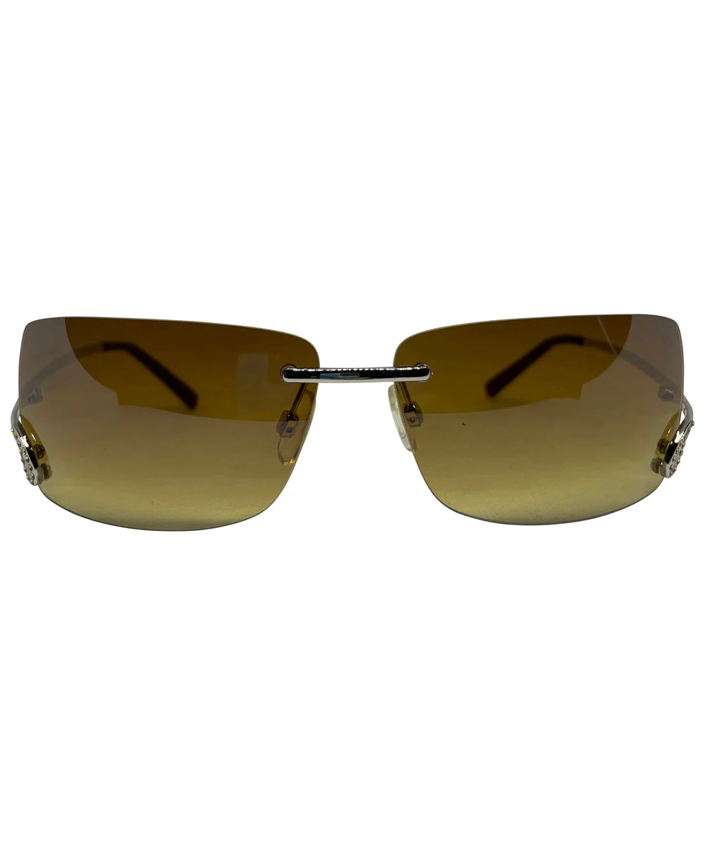 Effortless Grace Eyewear That Balances Sophistication with Subtle Charm